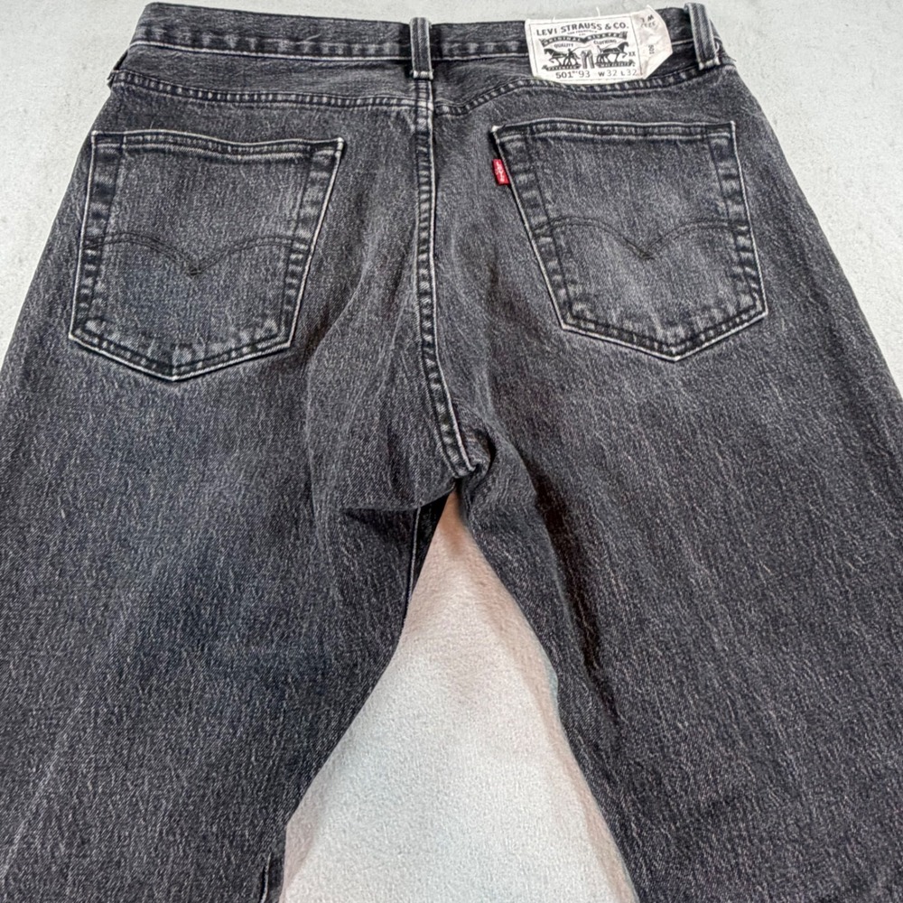 Levi's 501 '93 Straight Jeans Mens 32x32 Washed Black Button Fly Denim - Picture 4 of 12